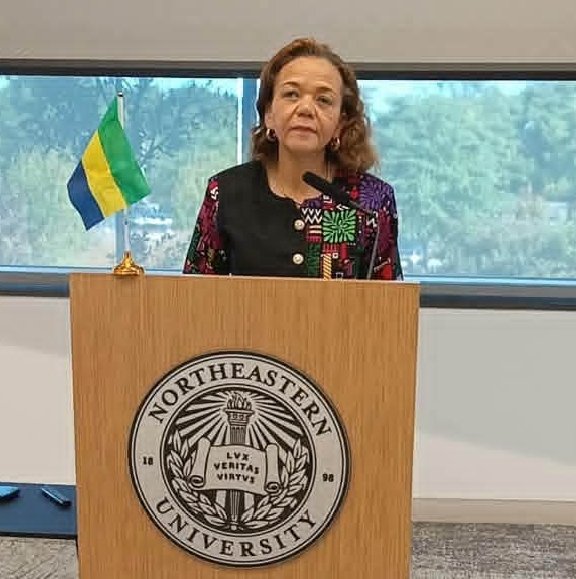 USA : À Boston, le ministre gabonais de la Santé explore les technologies de pointe de Northeastern University